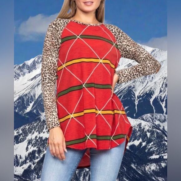 Multi Color Lightweight top   - Picture 1 of 6